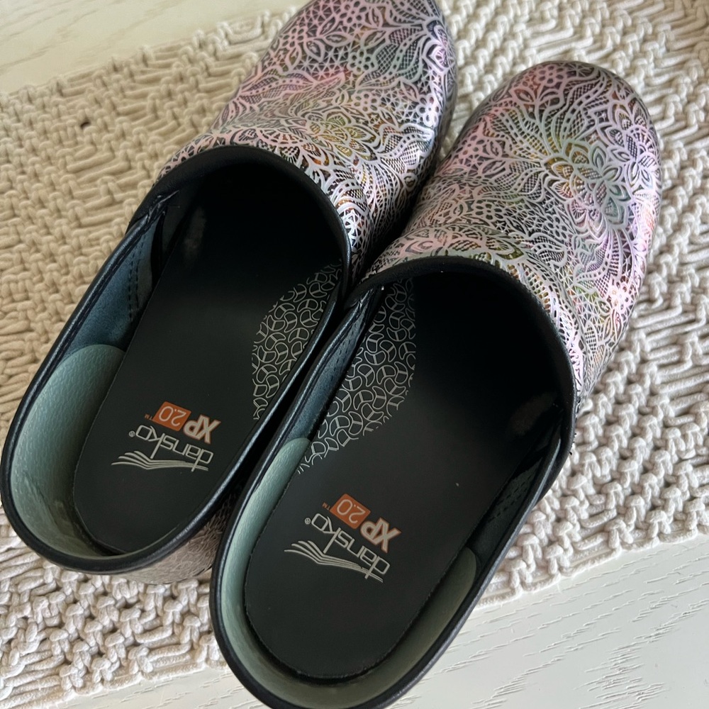 Dansko Lacy Leather Nursing Clogs - Picture 4 of 11